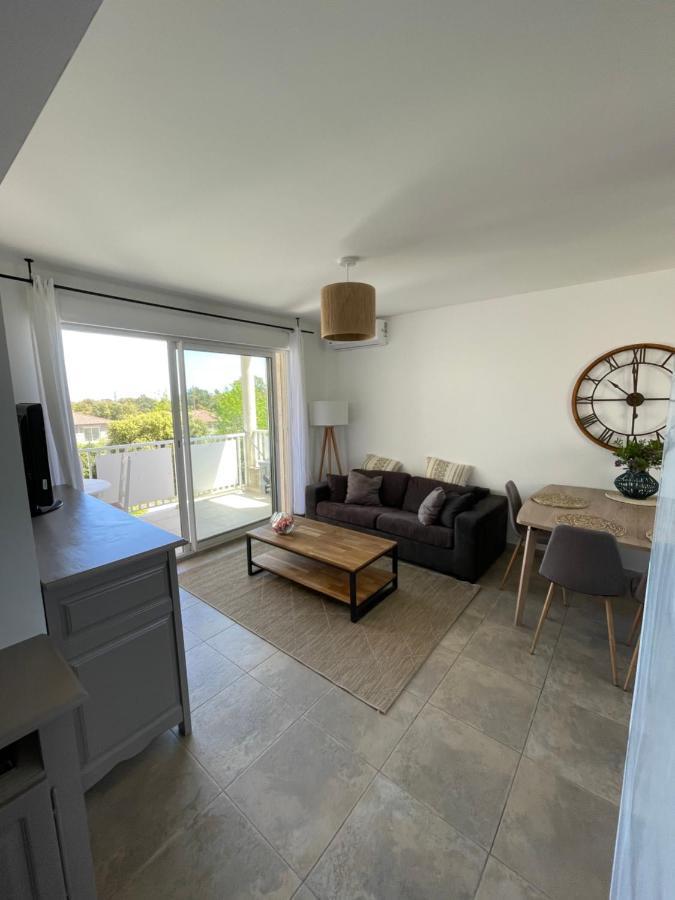 Bel Appartement Climatise, Vue Mer Сервион Екстериор снимка