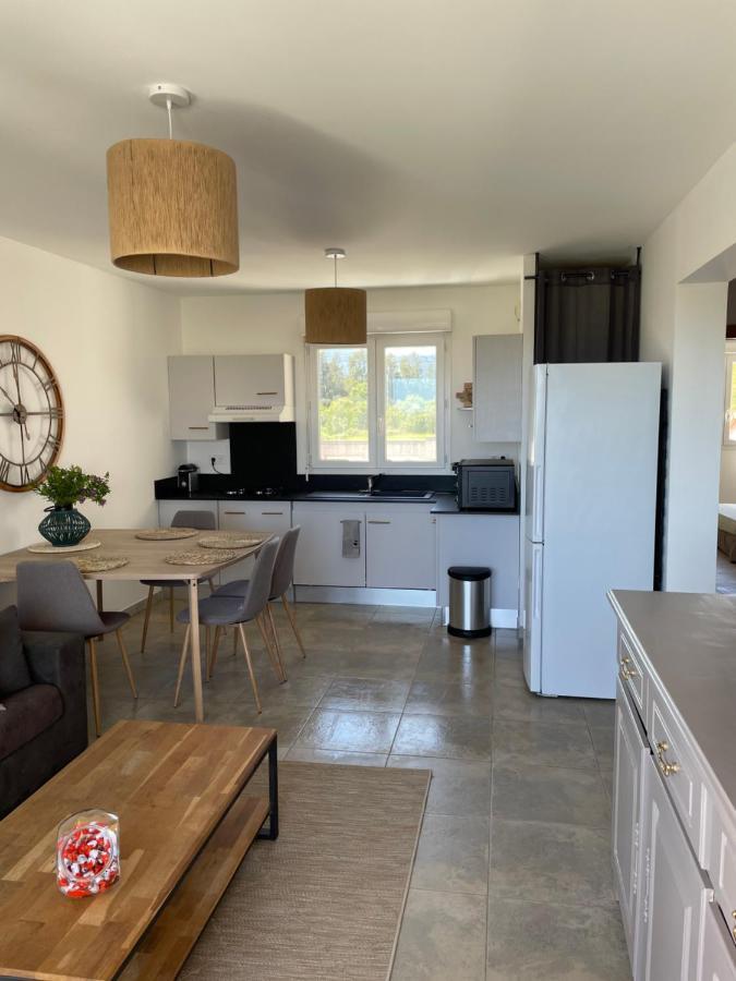 Bel Appartement Climatise, Vue Mer Сервион Екстериор снимка
